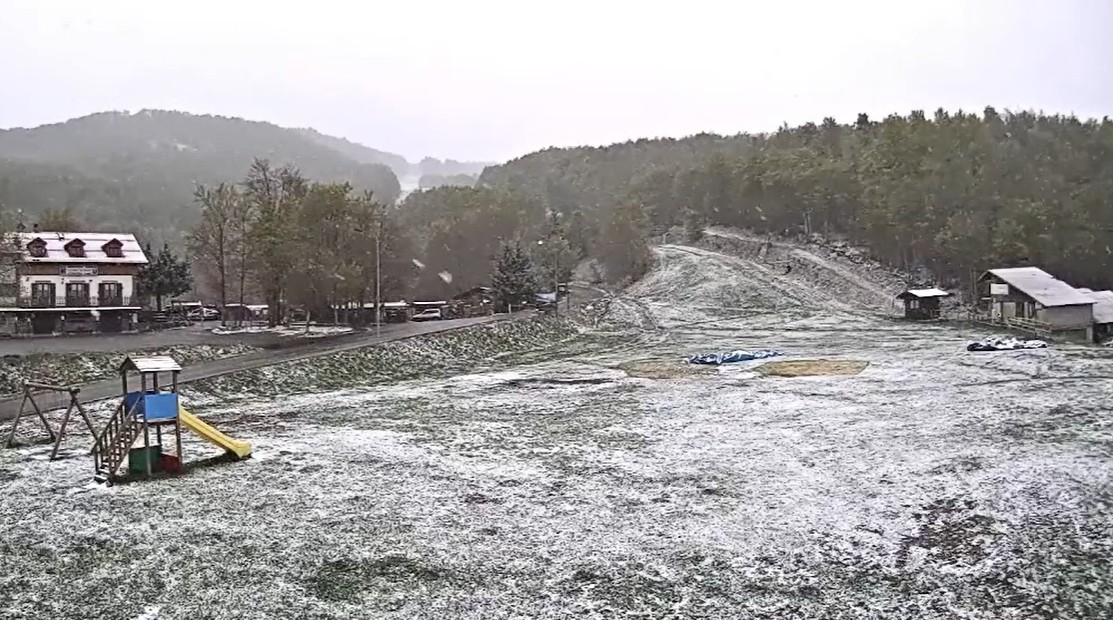 Meteo, in montagna arriva la neve